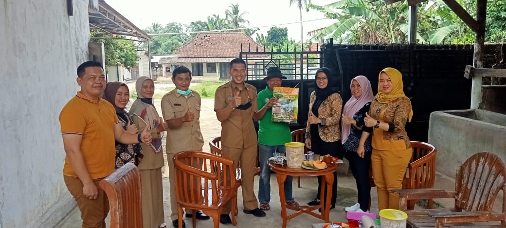 Mendampingi rombongan Study Banding dari Provinsi Bengkulu ke Peternak Sapi di Kampung Dono Arum (30 Agustus 2022)