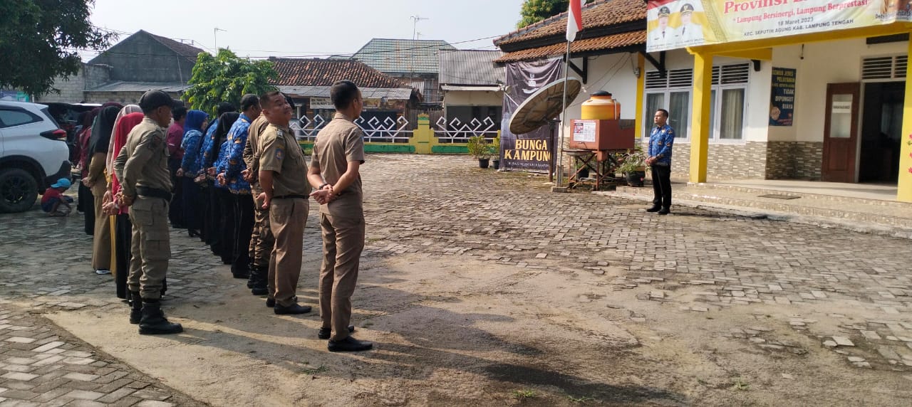 Apel Mingguan di Halaman Kantor Kecamatan Seputih Agung (Senin, 22 Mei 2023)