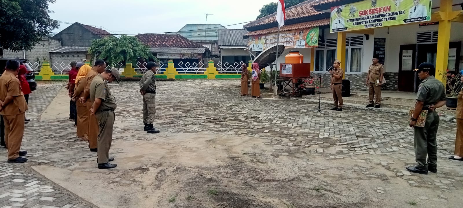 Apel MIngguan di Halaman Kantor Kecamatan Seputih Agung (Senin, 10 Oktober 2022)