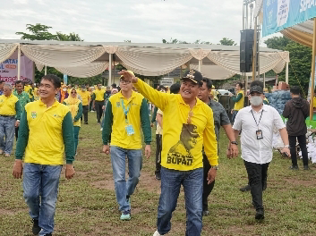 Peringatan Hari Kesehatan Nasional ke 58 Kabupaten Lampung Tengah berlangsung di Lapangan Dono Arum Kecamatan Seputih Agung (Kamis, 17 November 2022)