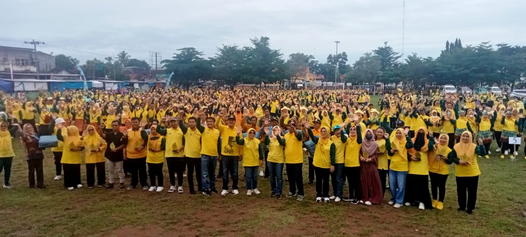 Peringatan Hari Kesehatan Nasional ke 58 Kabupaten Lampung Tengah berlangsung di Lapangan Dono Arum Kecamatan Seputih Agung (Kamis, 17 November 2022)