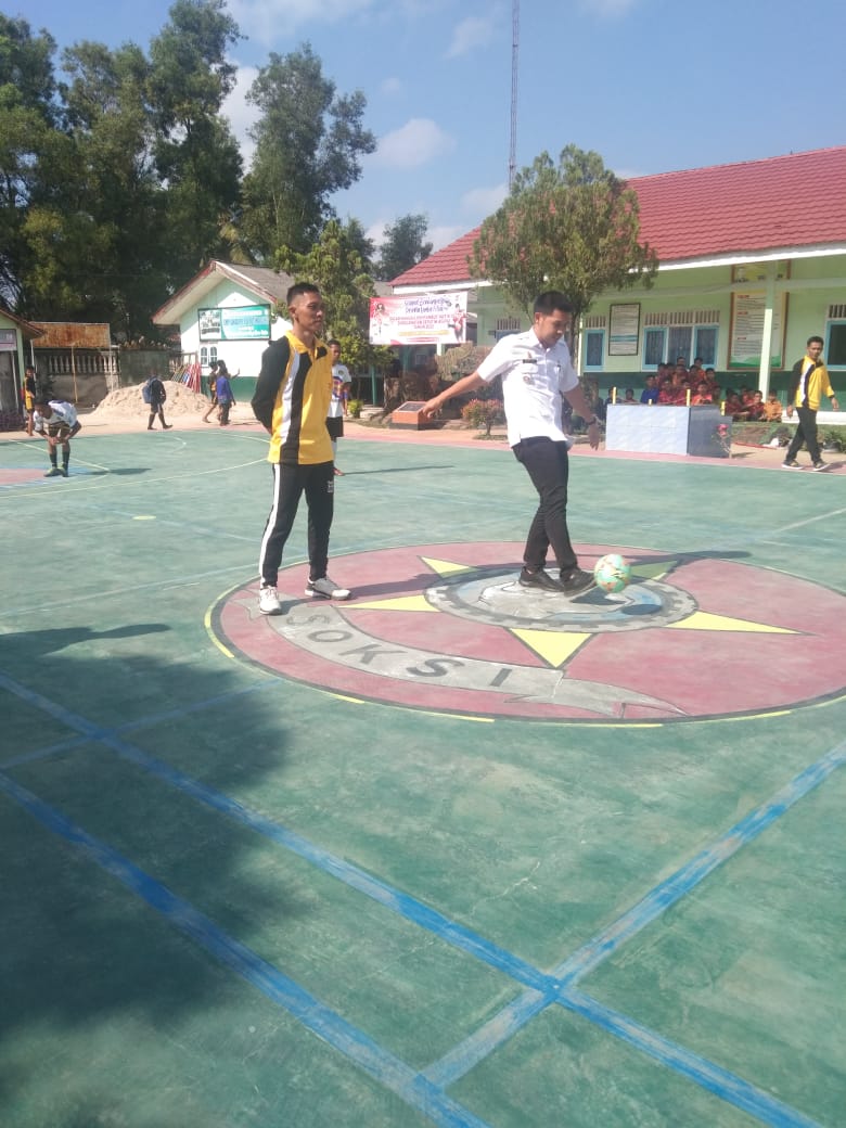 Pembukaan Lomba Futsal dalam Rangka HUT RI Ke-77 di SMP Swadiri Harapan Rejo