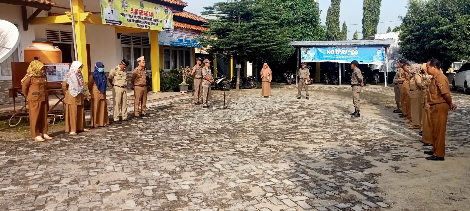 Apel Mingguan (Senin, 29 Agustus 2022) di Halaman Kantor Kecamatan Seputih Agung