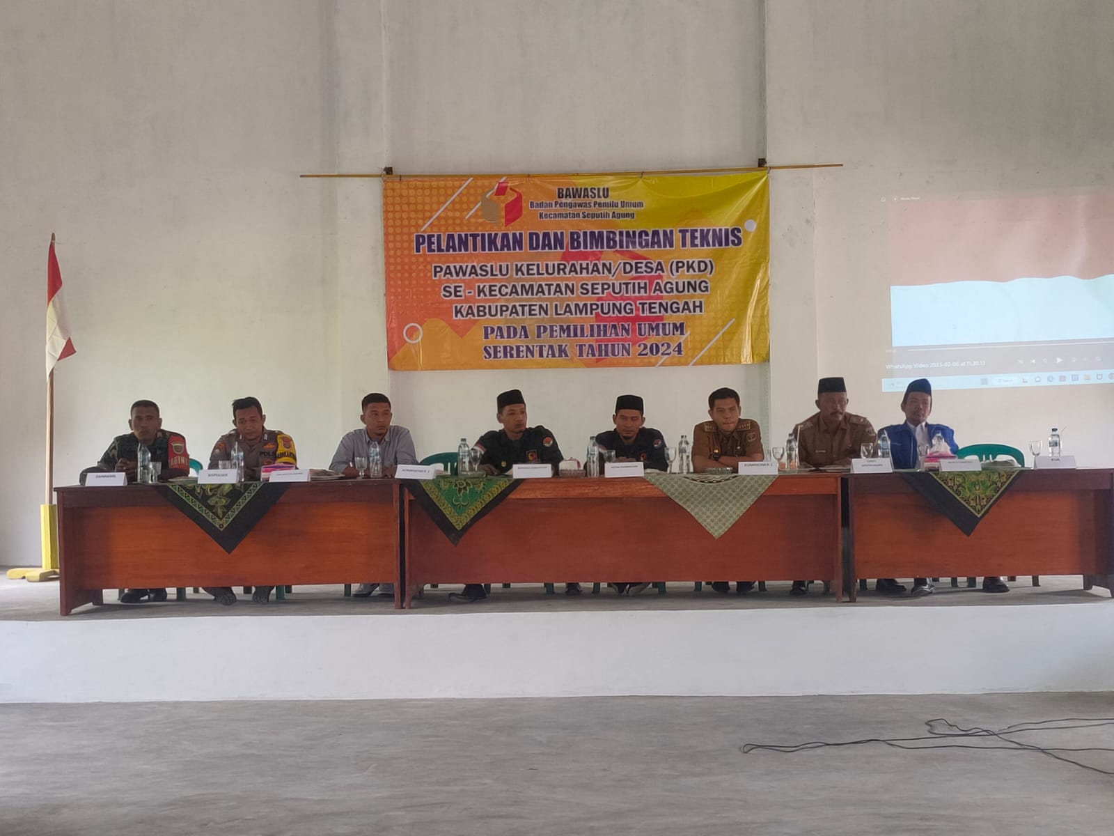 Menghadiri Undangan dan dan Bimbingan Teknis Panwaslu Kelurahan/Desa (PKD) Se-Kecamatan Seputih Agung di Balai Kampung Simpang Agung (Senin, 06 Februari 2023)