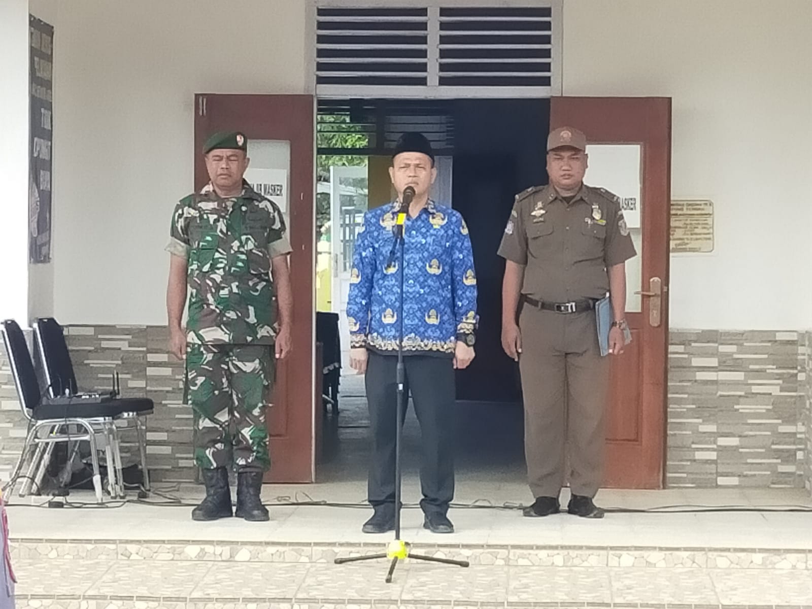 Upacara Periingatan Hari Ulang Tahun Kabupaten Lampung Tengah Ke-77 di Halaman Kantor Kecamatan Seputih Agung (Kamis, 15 Juni 2023)