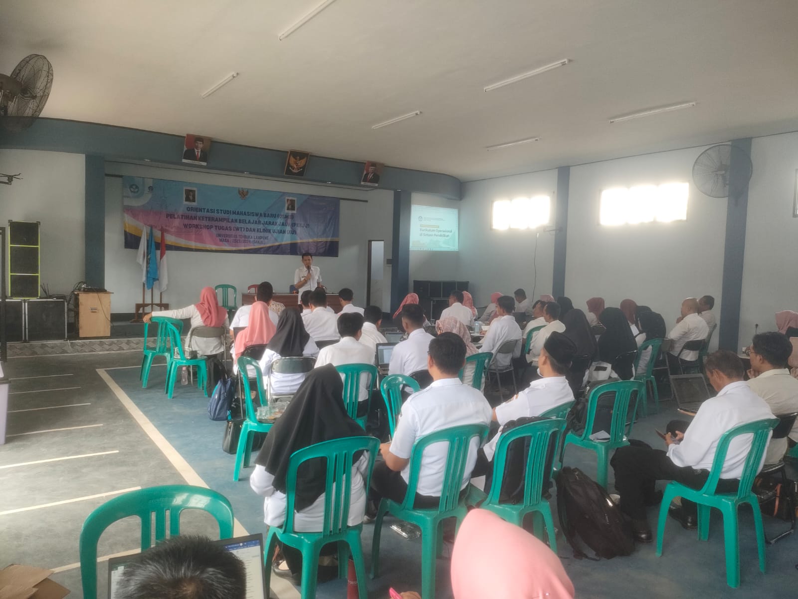 Orientasi Studi Mahasiswa Baru (OSMB) Pelatihan Ketrampilan Belajar Jarak Jauh (PKBJJ) Workshop Tugas (WK) dan Klinik Ujian (KU) Universitas Terbuka Lampung 2023/2024 (Ganjil) (Rabu, 18 Oktober 2023)