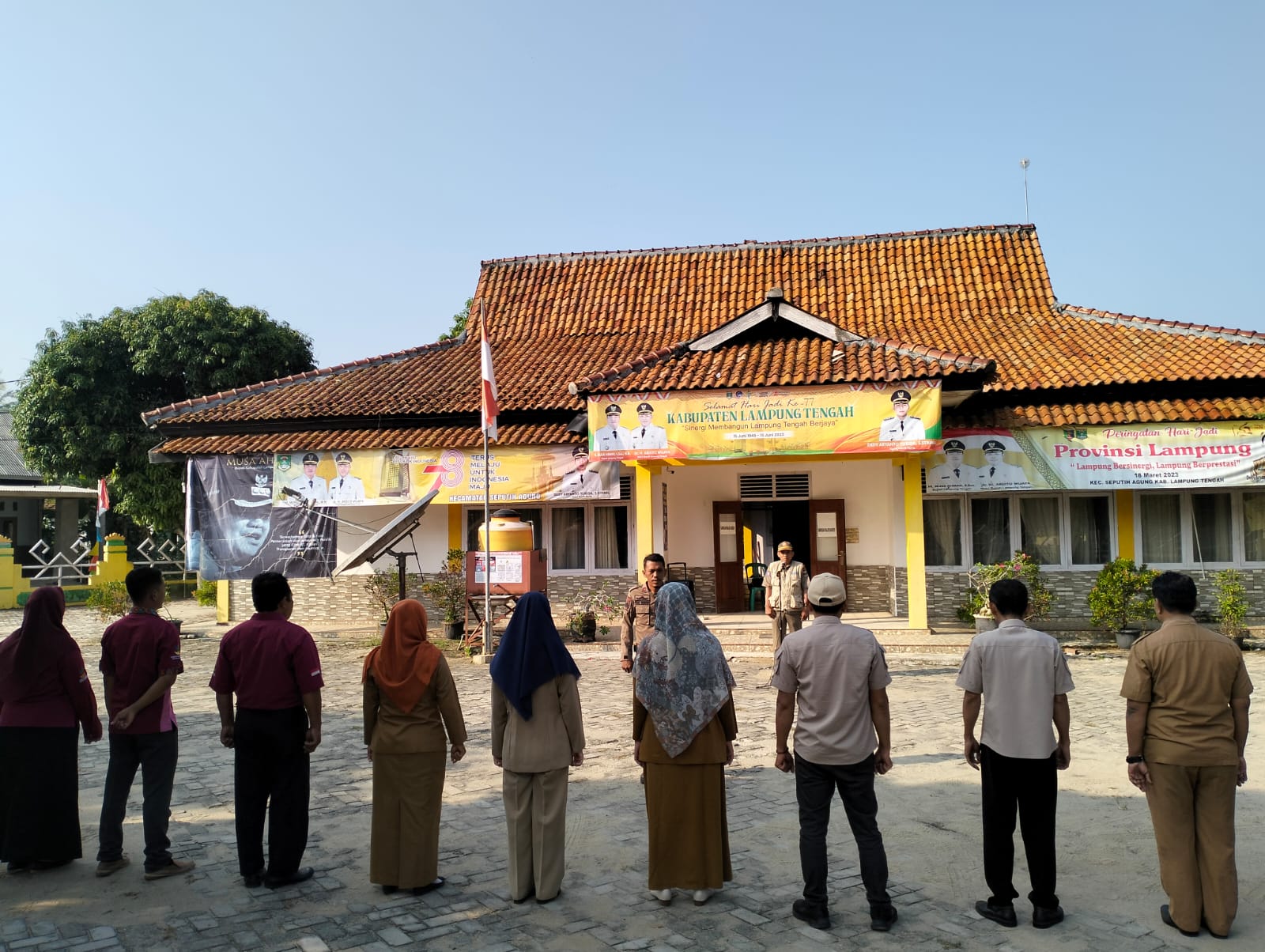 Apel Mingguan Di Halaman Kantor Kecamatan Seputih agung (Senin, 07 Agustus2023)