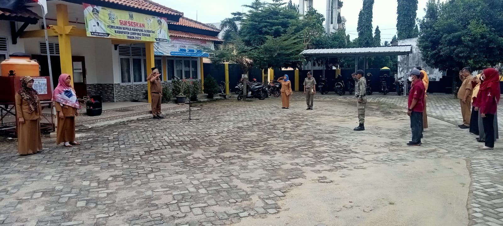 Apel MIngguan di Halaman Kantor Kecamatan Seputih Agung (Senin, 10 Oktober 2022)