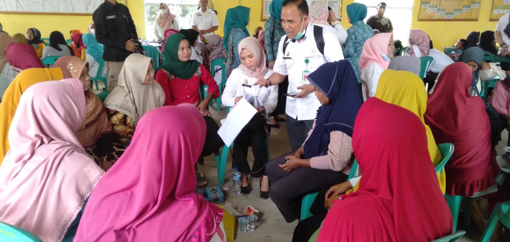 Pembinaan Peningkatan Peren Perempuan Menuju Keluarga Sehat Sejahtera (P3KSS) dan Gerakan Sayang Ibu (GSI) di Balai Kampung Muji Rahayu