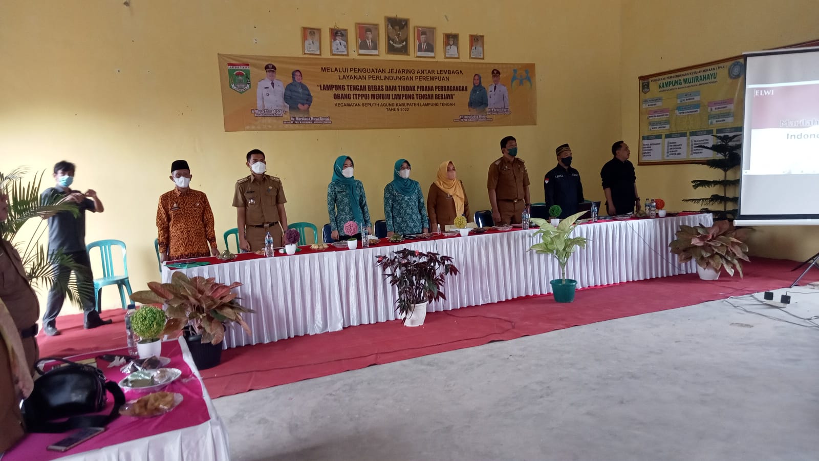 Membuka dan menghadiri sosialisasi  perlindungan perempuan dan anak tindakbpidana perlindunga orang (TTPO) bertajuk "LAMPUNG TENGAH BEBAS DARI TINDAK PIDANA PERDAGANGAN ORANG (TTPO) MENUJU LAMPUNG TENGAH BERJAYA" di Kampung Muji Rahayu 