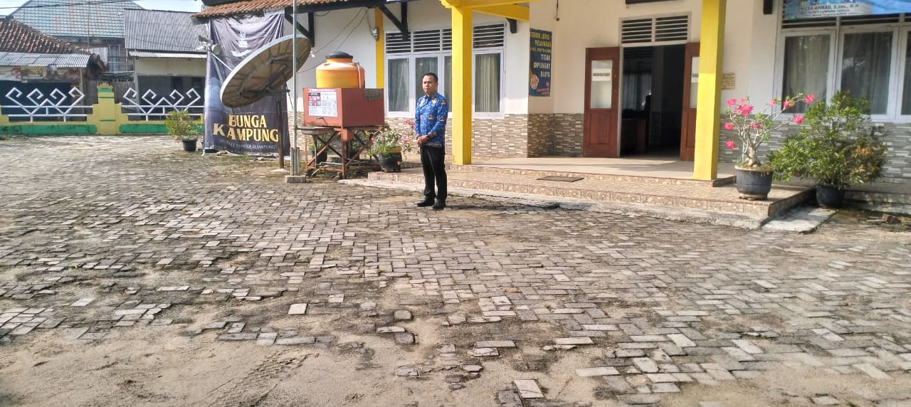 Apel Mingguan di Halaman Kantor Kecamatan Seputih Agung (Senin, 22 Mei 2023)