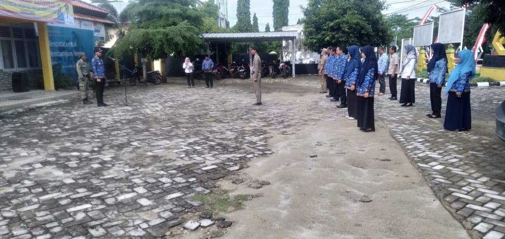 Upacara Memperingati Hari Pahlawan Nasional di Halaman Kantor Kecamatan Seputi Agung (Kamis, 10 November 2022)