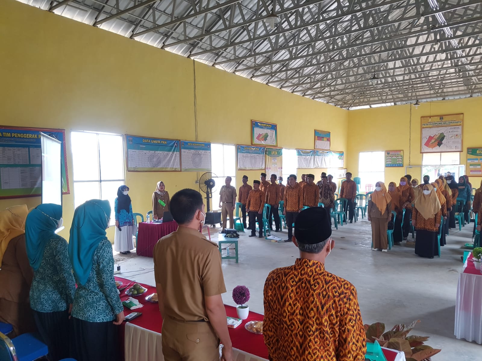 Membuka dan menghadiri sosialisasi  perlindungan perempuan dan anak tindakbpidana perlindunga orang (TTPO) bertajuk "LAMPUNG TENGAH BEBAS DARI TINDAK PIDANA PERDAGANGAN ORANG (TTPO) MENUJU LAMPUNG TENGAH BERJAYA" di Kampung Muji Rahayu 