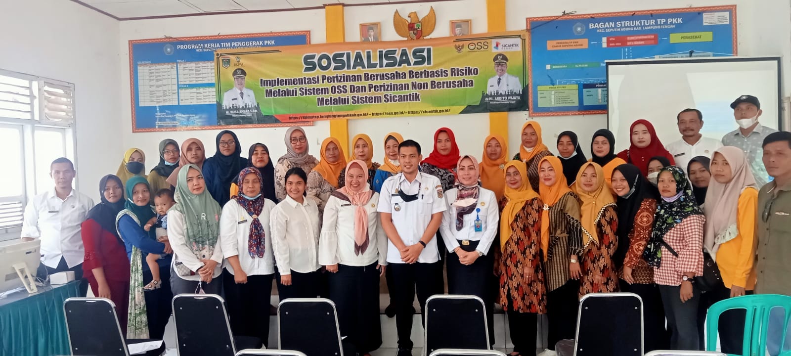 Sosialisasi Implementasi Perizinan Berusaha Berbasis Resiko melalui Sistem OSS dan Perizinan Non Berusaha Melalui Sistem Sicantik