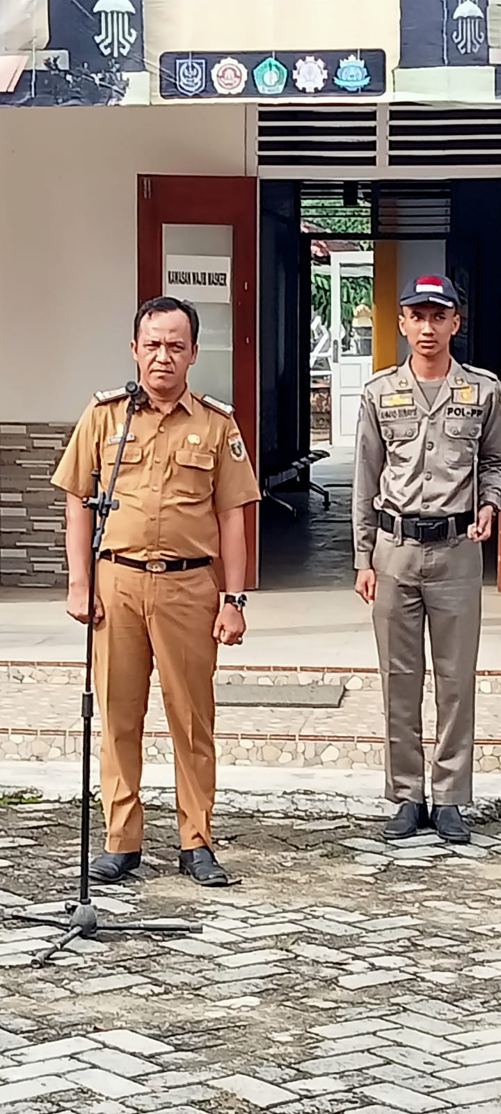 Apel MIngguan di Halaman Kantor Kecamatan Seputih Agung