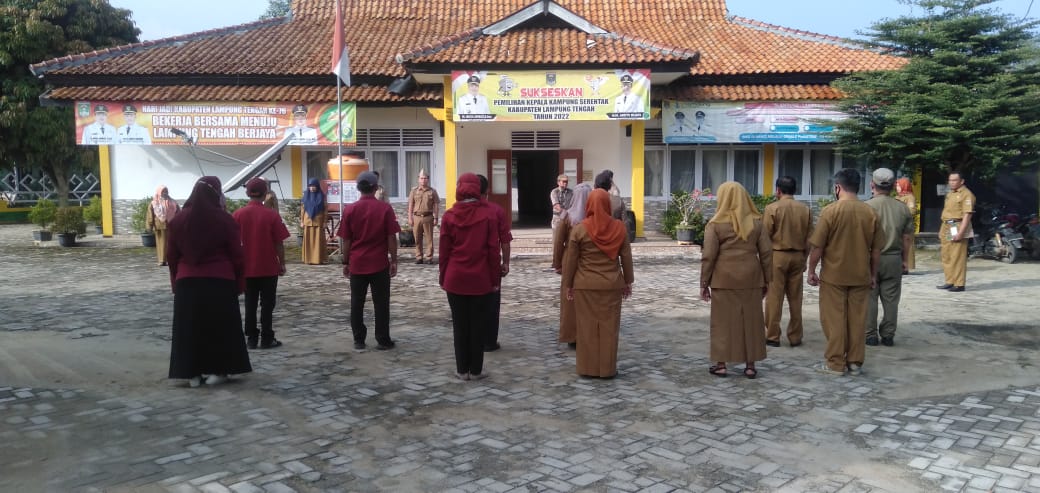 Apel Mingguan (Senin, 01 Agustus 2022) di Halaman Kantor Kecamatan Seputih Agung