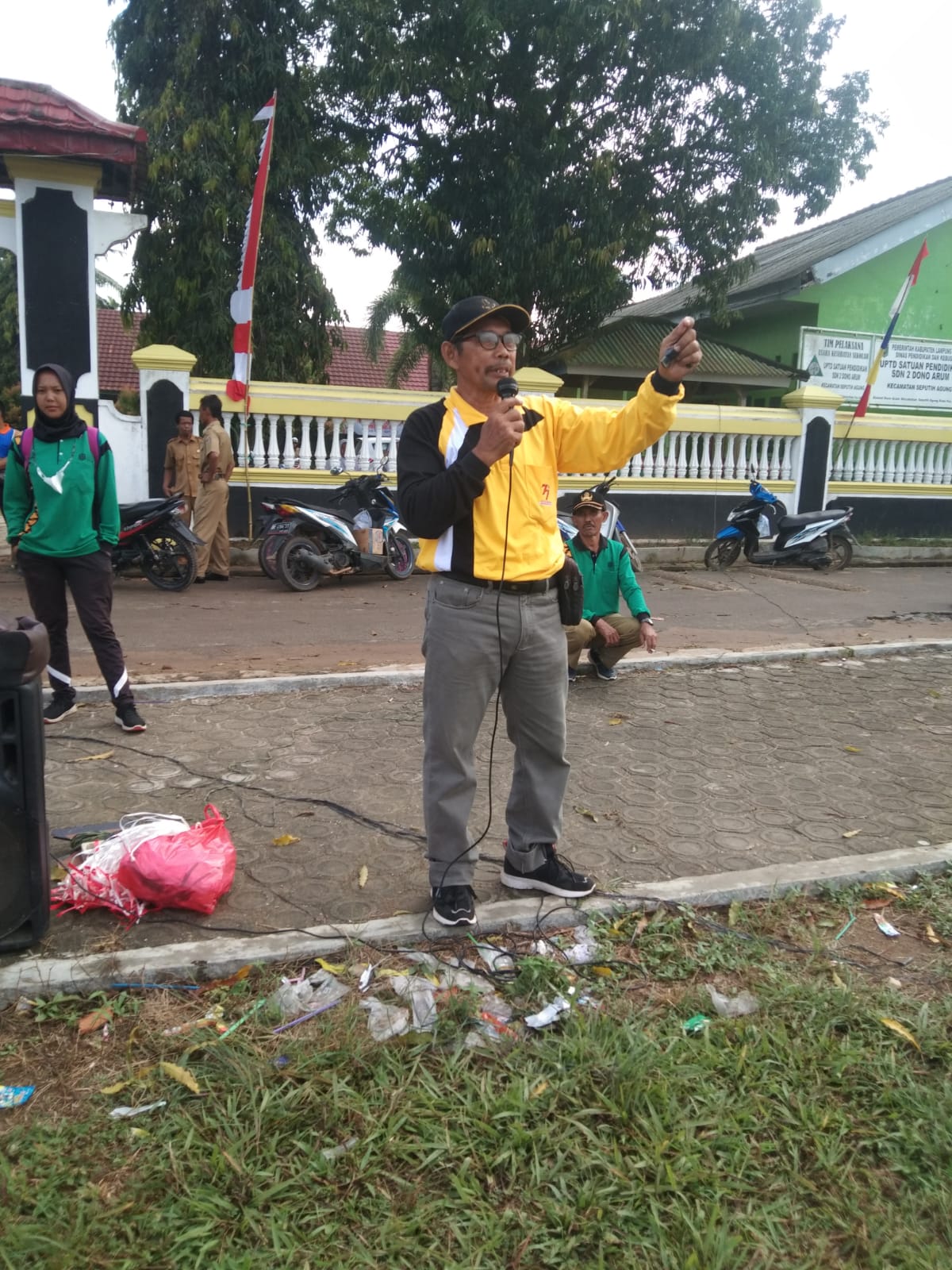 Pembukaan Lomba Lari 5.000 dan 3.000 M dan Pembekalan peserta Paskibra dalam Rangka HUT RI Ke-77 di Lapangan Sepak Bola Kampung Dono Arum