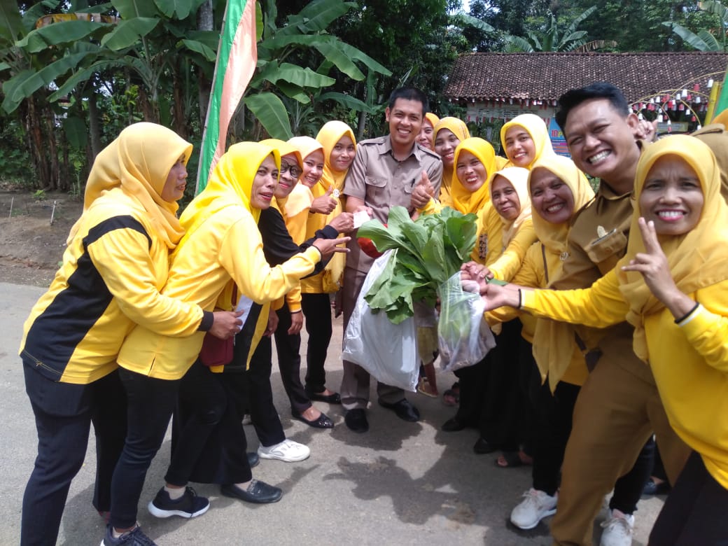 Lomba Kebun KWT Kampung Dono Arum