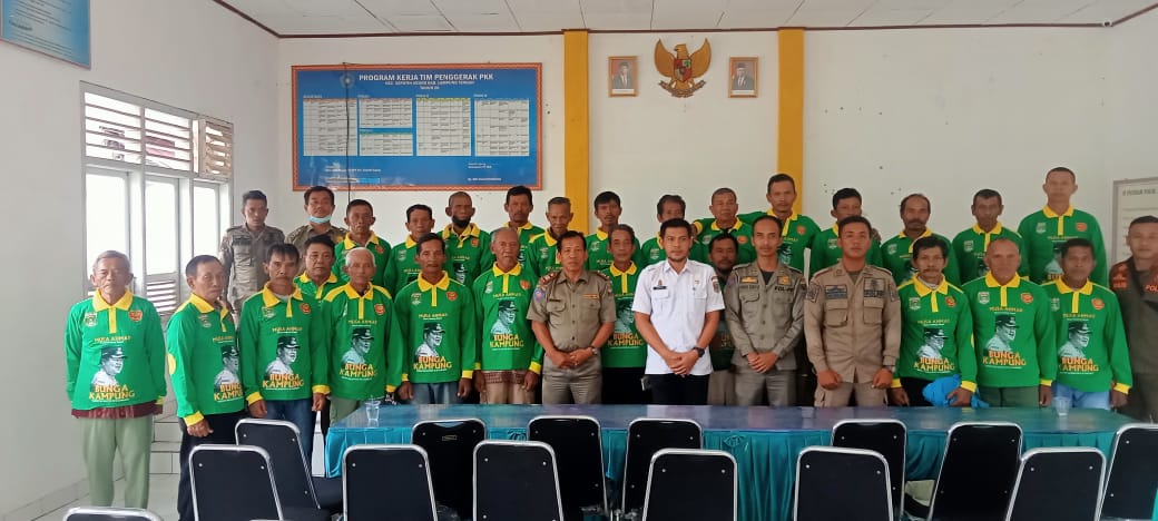 Penbinaan Linmas dan Pembagian Kaos 10 Kampung Se-Kecamatan Seputih Agung (Selasa, Rabu, Kamis/ 27, 28, 29 Desember 2022) di Aula Kecmaatan Seputih Agung