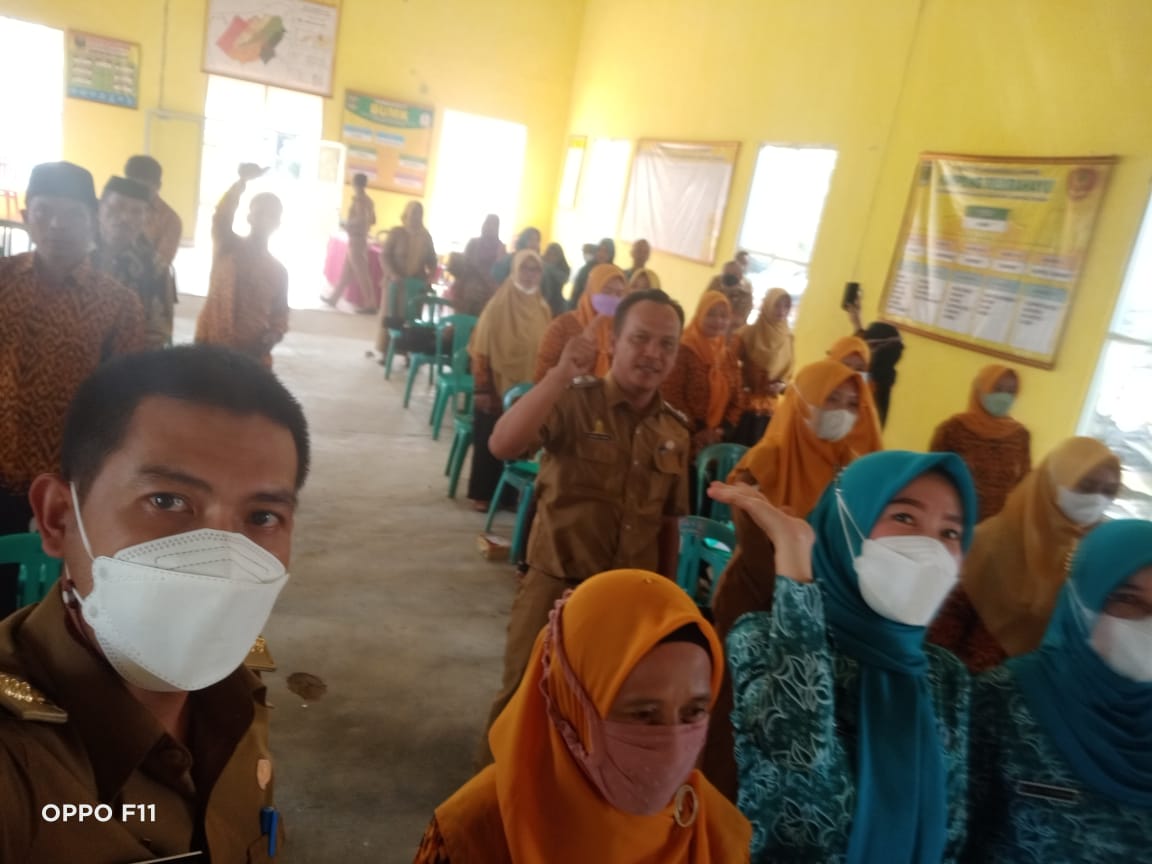 Membuka dan menghadiri sosialisasi  perlindungan perempuan dan anak tindakbpidana perlindunga orang (TTPO) bertajuk "LAMPUNG TENGAH BEBAS DARI TINDAK PIDANA PERDAGANGAN ORANG (TTPO) MENUJU LAMPUNG TENGAH BERJAYA" di Kampung Muji Rahayu 