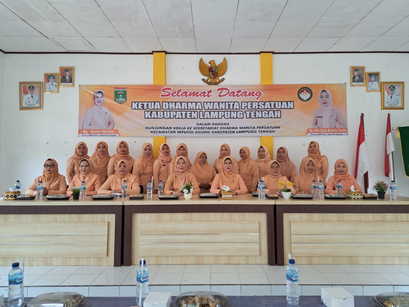 Kunjungan Kerja sekaligus pembinaan Dharma Wanita Persatuan Kabupaten Lampung Tengah ke Dharma Wanita Persatuan Kecamatan Seputih Agung (Senin, 02 Oktober 2023)