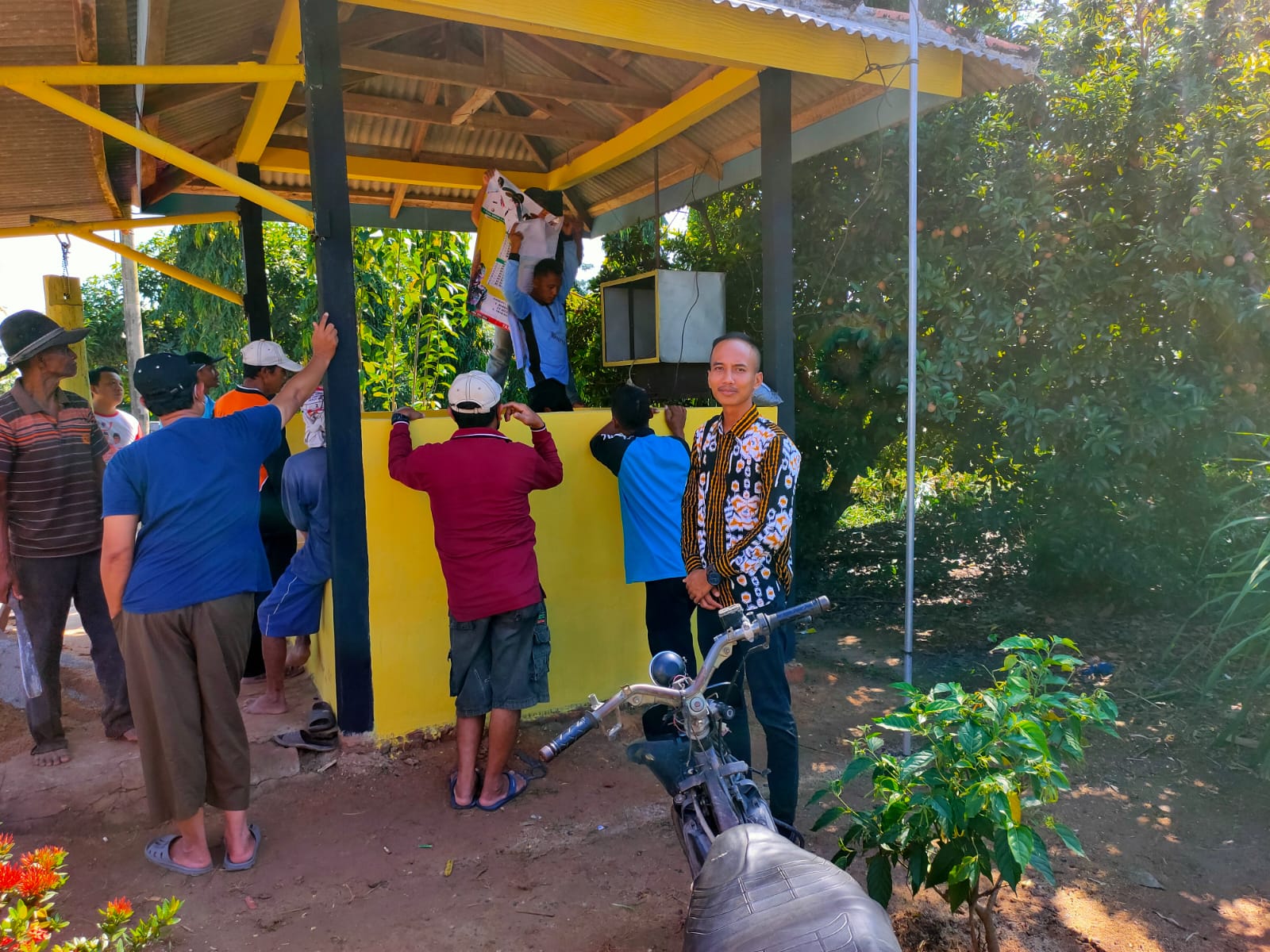 Persiapan Lomba Siskampling Berjaya dalam Rangka HUT Ke-76 Kabupaten Lampung Tengah di Kampung Bumi Kencana Kecamatan Seputih Agung