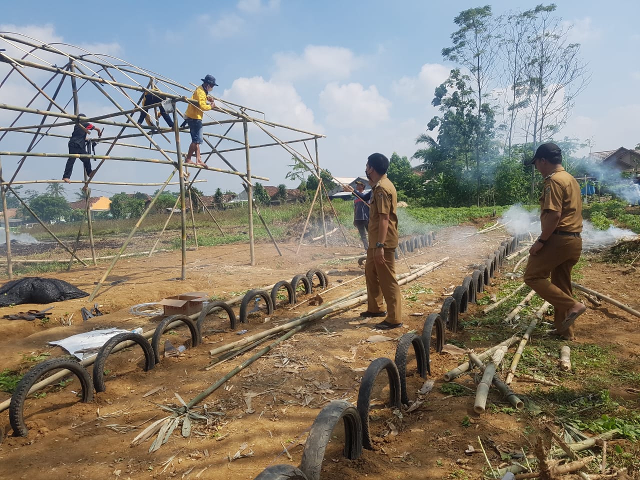 Monitoring pembuatan Hidropark kampung sulusuban