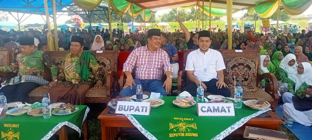 Mengahdiri Undangan Pengajian dalam Rangka Maulid Nabi Muhammad SAW di Lapangan Sepak Bola Kampung Simpang Agung ( Minggu, 30 Oktober 2022)