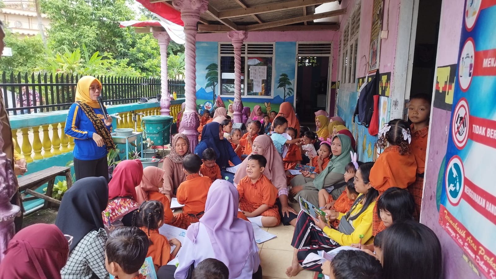 Menghadiri acara Literasi dengan Ajak Anak Gemar Membaca di TK LPMK Kampung Simpang agung (Selasa, 25 Oktober 2022)