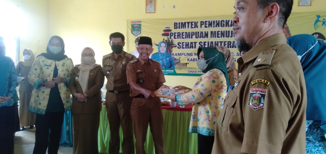 Bimtek Peningkatan Peran Perempuan Menuju Keluarga Sehat Sejahtera (P3KSS) di Kampung Muji Rahayu