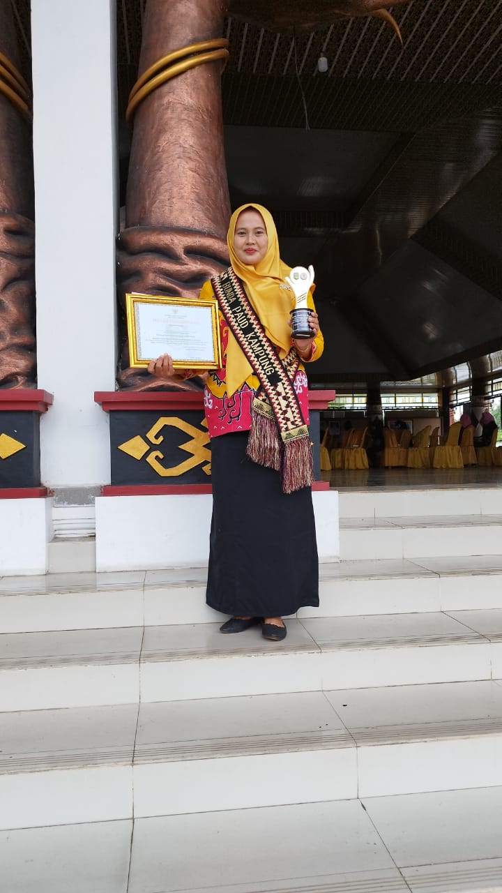 Apresiasi Bunda PAUD dan Pembagian Hadiah Juara Teladan 2 Bunda Kecamatan, Juara Harapan 1 Bunda PAUD Kamling Bumi Kencana, Juara 1 Pra Siaga/ KOber Kasih Idi (Jum'at, 09 Desember 2022)