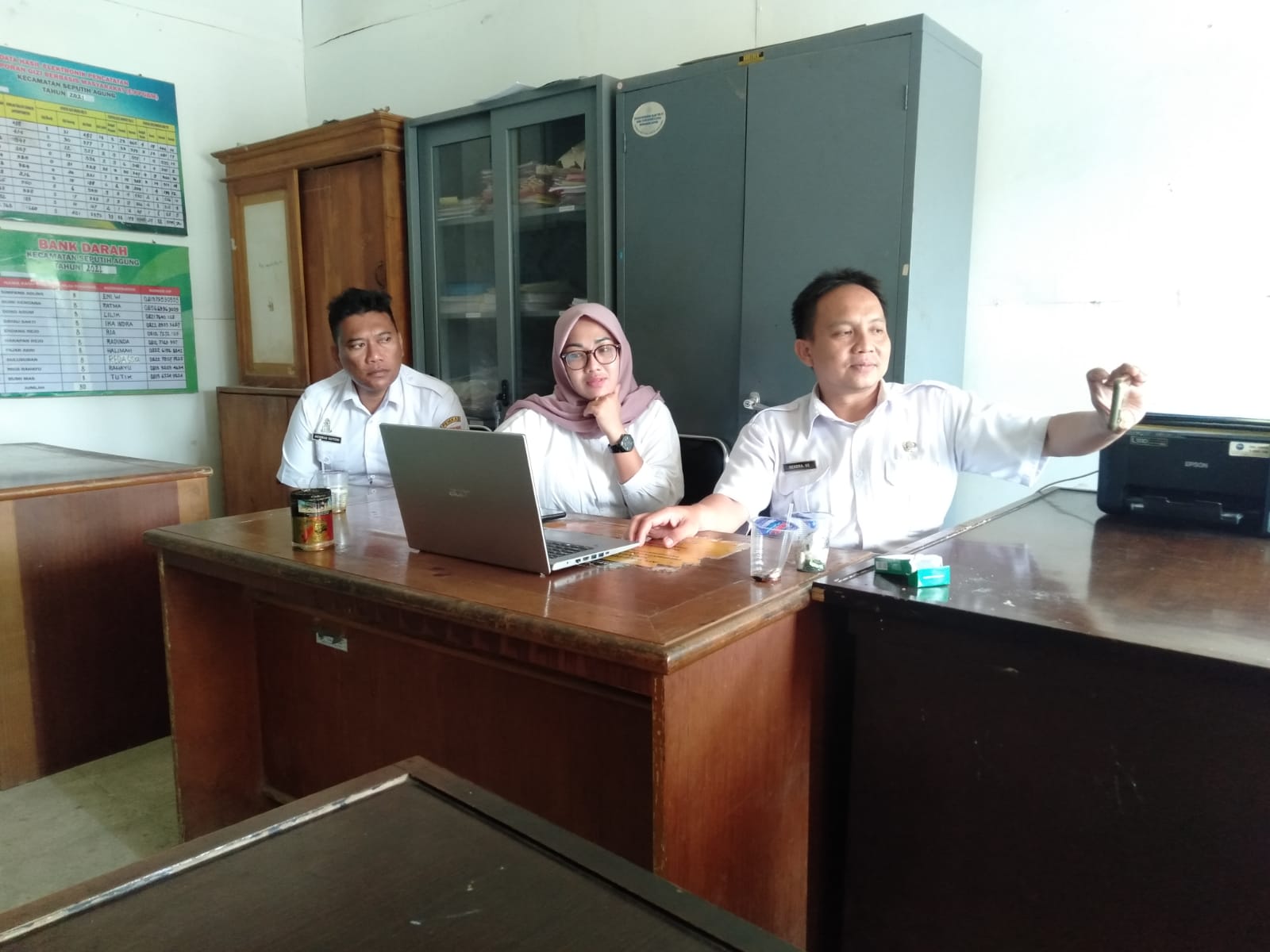 Zoom Meeting di Kantor Kecamatan Seputih Agung (Rabu, 14 Juni 2023)