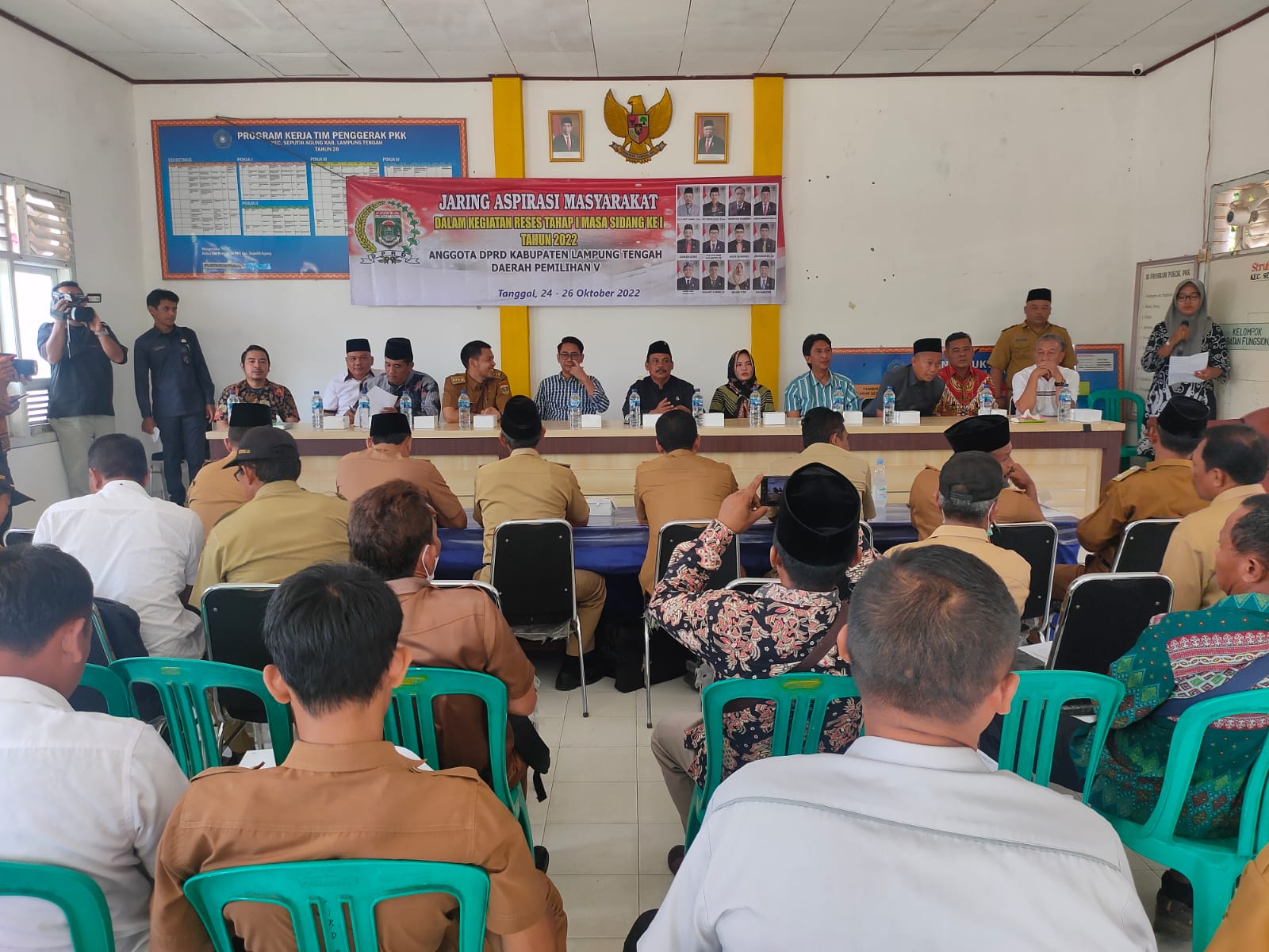 Jaring Aspirasi Masyarakat dalam Kegiatan Reses Tahap I masa sidang ke-1 Tahun 2022 Anggota DPRD Kabupaten Lampung Tengah Dapil V di Aula Kecamatan Seputih Agung (Senin, 24 Oktober 2022)