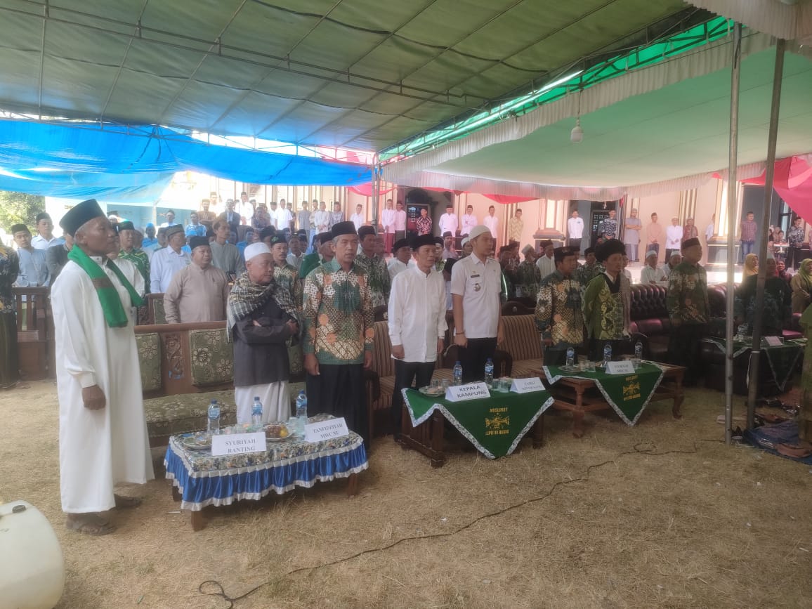 Menghadiri Pengajian Muslimat NU Seputih Agung di Kampung Fajar Asri (Rabu, 04 Oktober 2023)