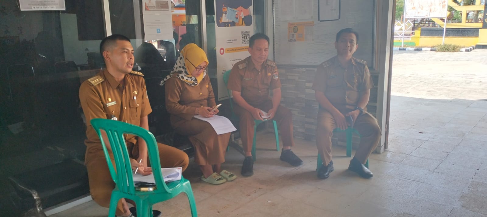 Rapat Dengan Kepala Kampung dan Sekretaris Kampung Se-Kecamatan Seputih AGung di Kantor Kecamatan (Senin, 20 November 2023)