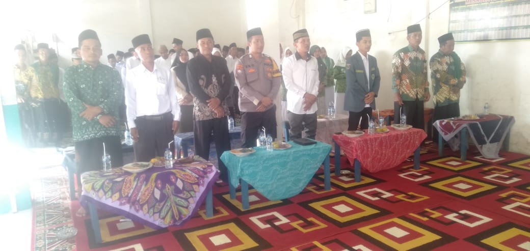 Menghadiri undangan Pangajian dalam Rangka Makesta dan Pelantikan Pimpinan Ranting Ikatan Pelajar dan Ikatan Pelajar Putri NU Se-Kecamatan Seputih Agung di Yayasan Al Atiq Kampung Simpang Agung( Sabtu, 19 Desember 2022)