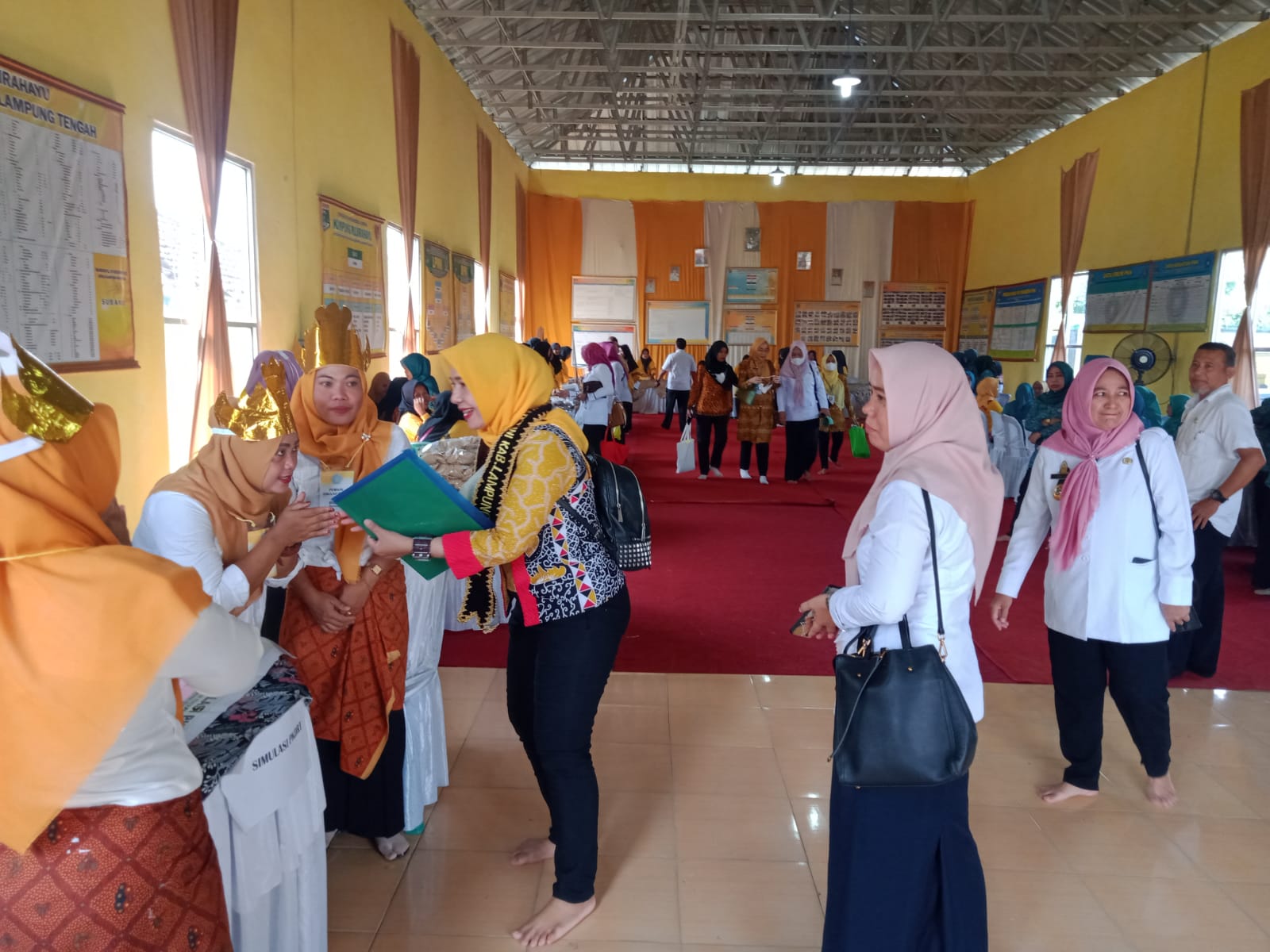 Penilaian Lomba Peningkatan Peran Perempuan Menuju Keluarga Sehat Sejahtera (P3KSS) dan Gerakan Sayang Ibu (GSI) di Balai Kampung Muji Rahayu (Rabu, 09 November 2022)