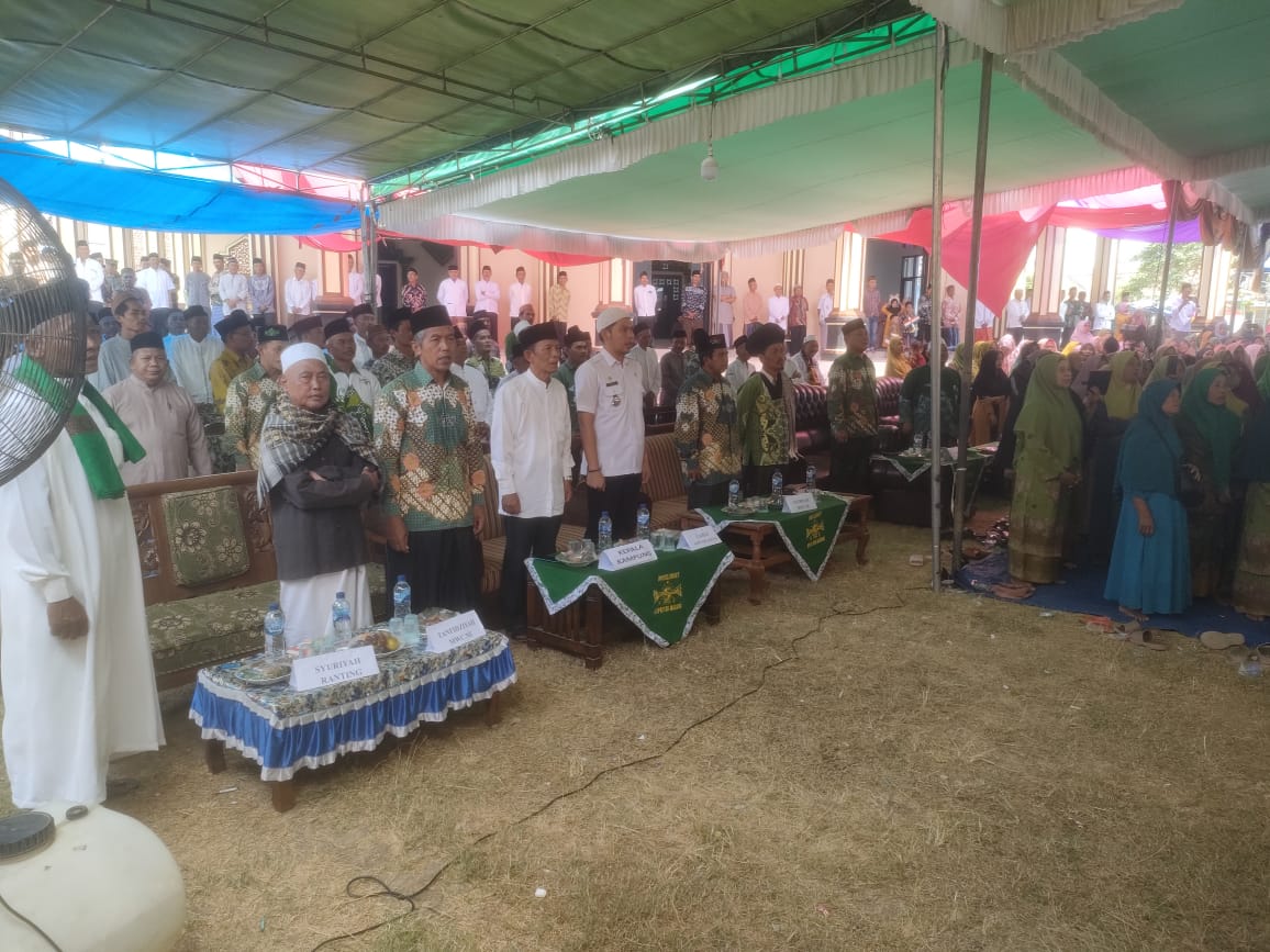 Menghadiri Pengajian Muslimat NU Seputih Agung di Kampung Fajar Asri (Rabu, 04 Oktober 2023)