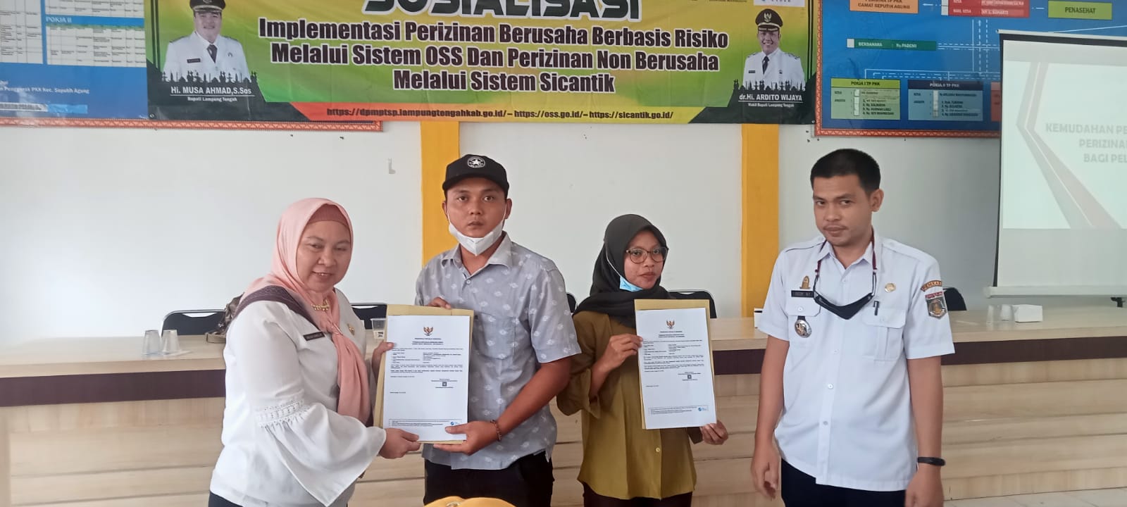 Sosialisasi Implementasi Perizinan Berusaha Berbasis Resiko melalui Sistem OSS dan Perizinan Non Berusaha Melalui Sistem Sicantik