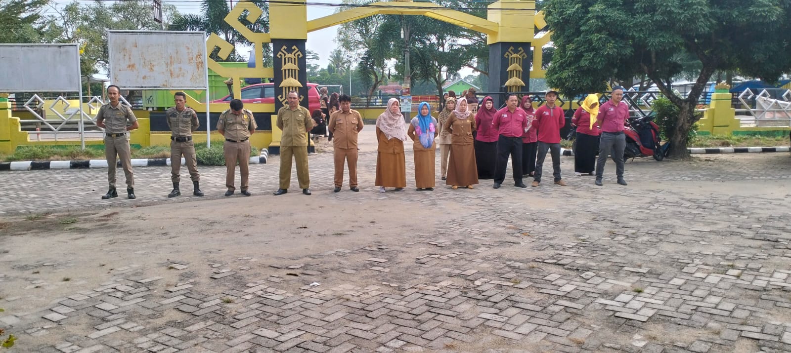 Apel Mingguan Di Halaman Kantor Kecamatan Seputih agung (Senin, 03 Juli 2023)