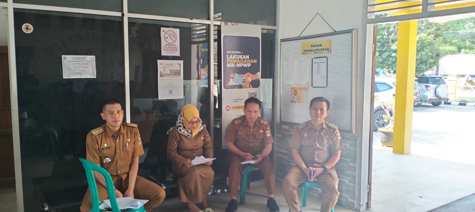 Rapat Dengan Kepala Kampung dan Sekretaris Kampung Se-Kecamatan Seputih AGung di Kantor Kecamatan (Senin, 20 November 2023)