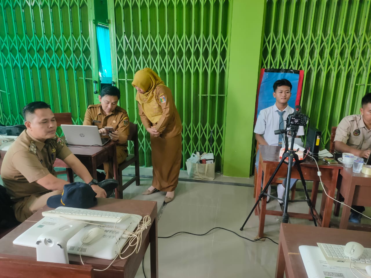 Perekaman KTPEL (jebol) di SMA N 1 SEPUTIH AGUNG (Selasa, 19 September 2023)