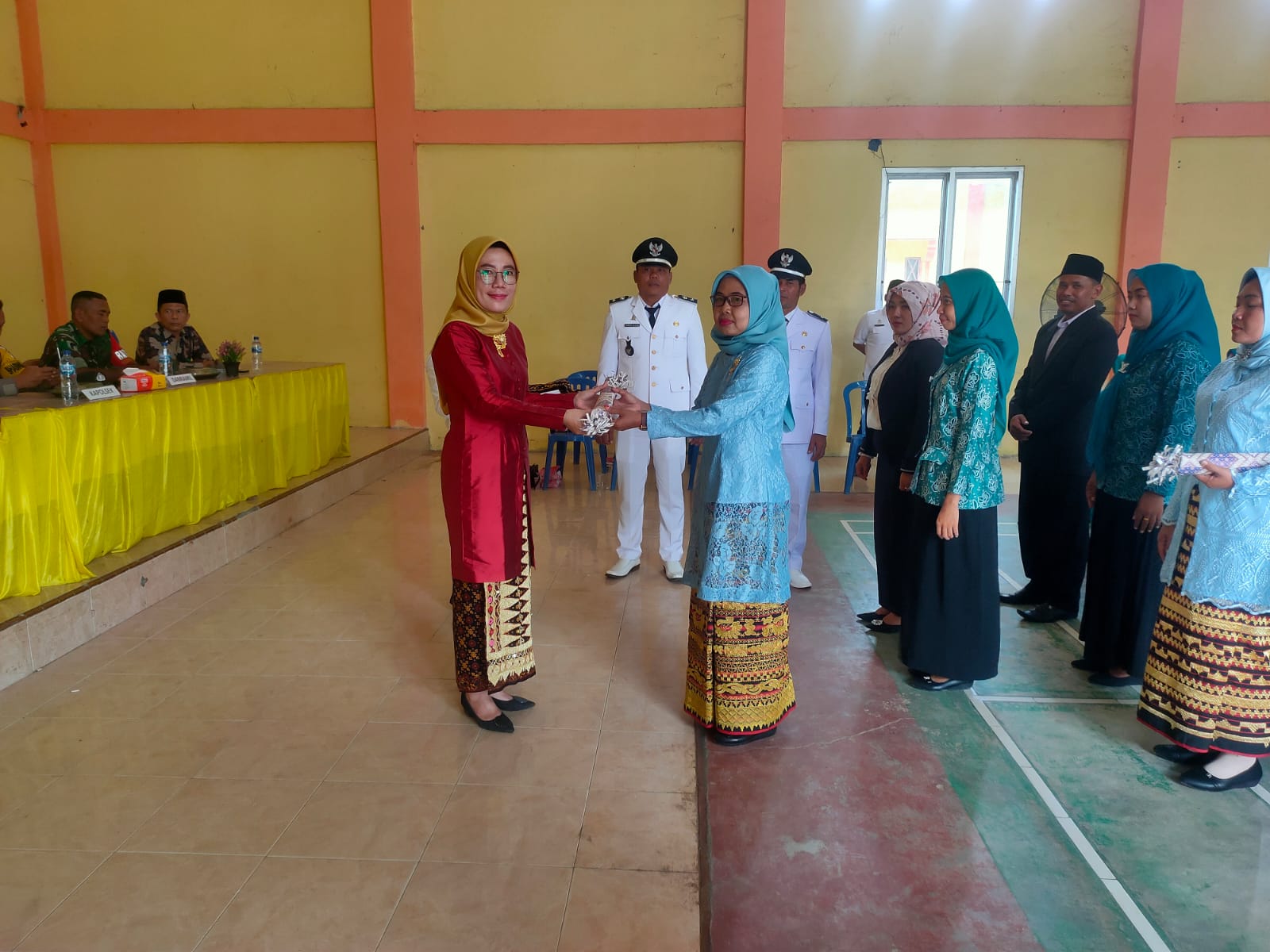 Serah Terima (SERTIJAB) Kepala Kampung serta Pelantikan Ketua TP. PKK, Bunda Paud dan Bunda Literasi Kampung Sulusuban dan Bumi Mas di Balai Kampung Dono Arum (Rabu, 05 Oktober 2022)