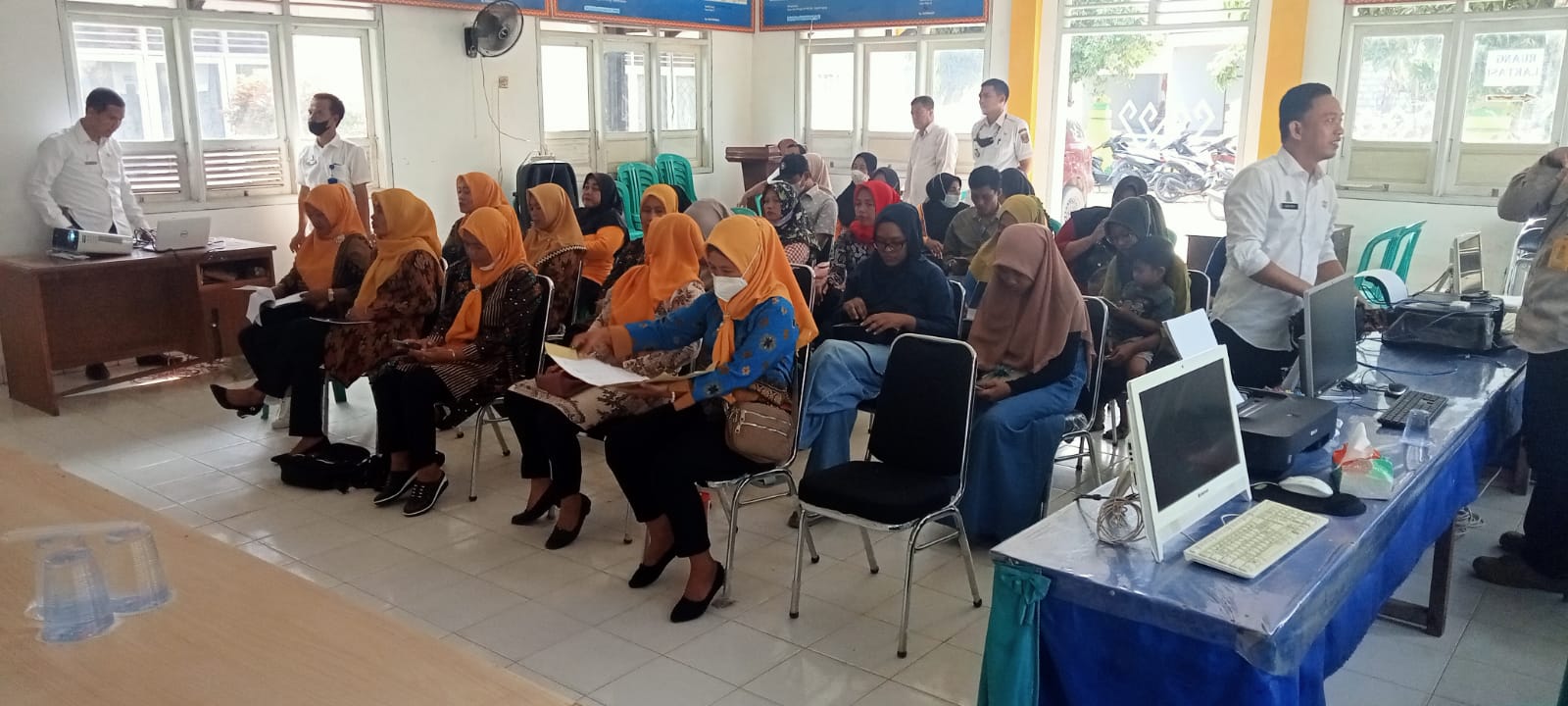 Sosialisasi Implementasi Perizinan Berusaha Berbasis Resiko melalui Sistem OSS dan Perizinan Non Berusaha Melalui Sistem Sicantik