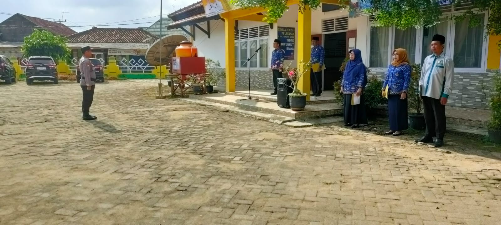 Upacara Peringatan Hari Jadi ke-59 Provinsi Lampung di Halaman Kantor Kecamatan Seputih Agung (Jum'at 17 Maret 2023)