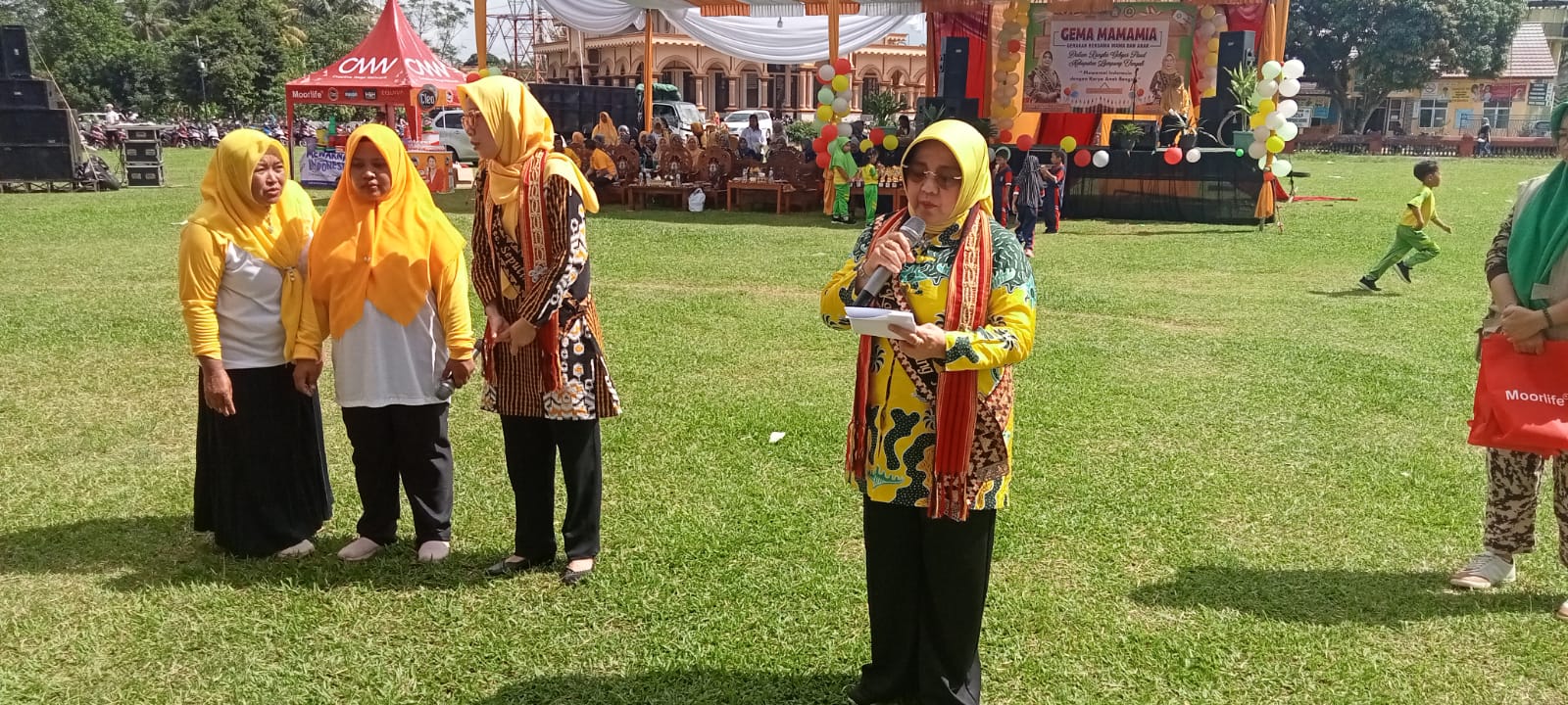 Bunga Kampung Mekar di Dusun Kampung Bumi Kencana (Jum'at, 12 Mei 2023)