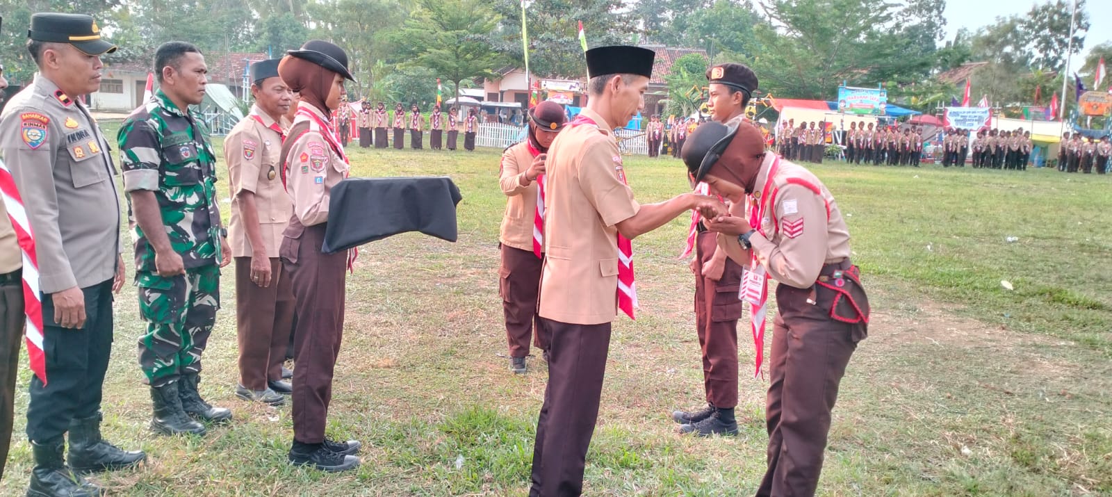 Pembukaan kegiatan kemah peringatan hari Pramuka kwaran seputih agung THN 2024 di lapangan sepak bola kampung fajar asri (Senin, 12 Agustus 2024)