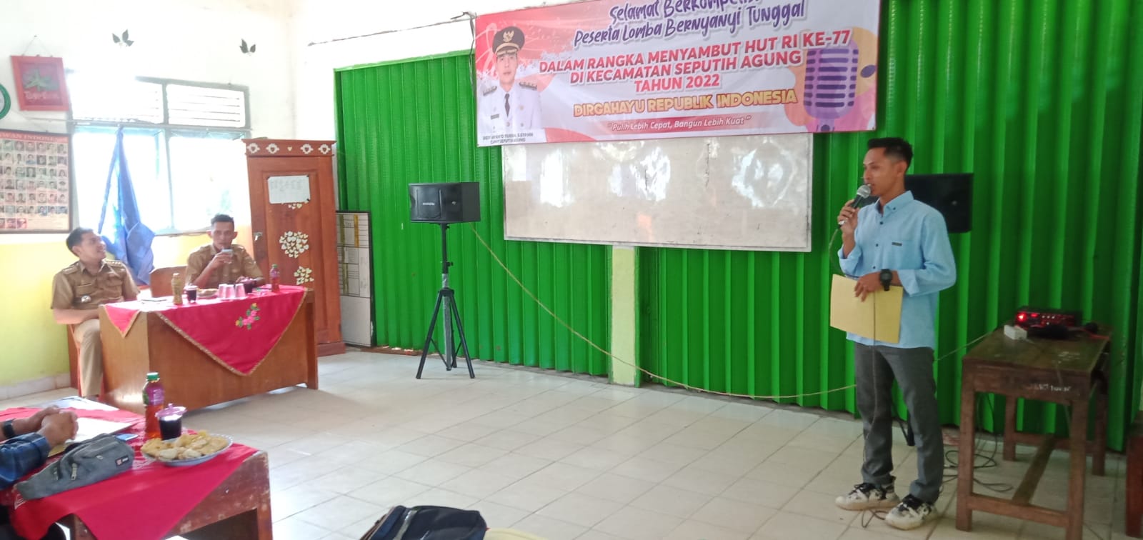 Pembukaan Kegiatan Lomba Bernyanyi Tunggal dalam Rangka HUT RI ke-77 di SDN 2 Dono Arum