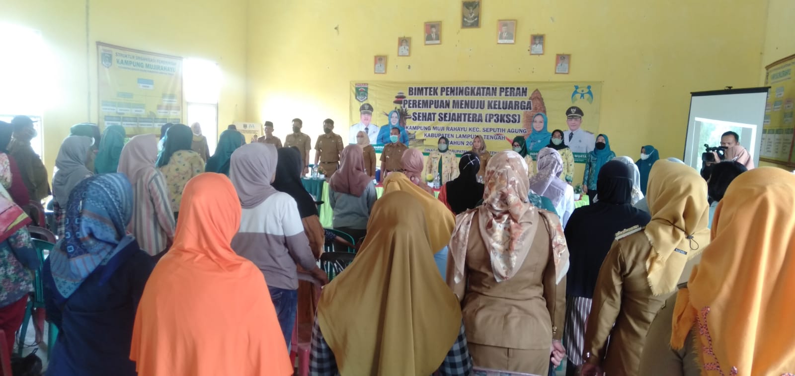 Bimtek Peningkatan Peran Perempuan Menuju Keluarga Sehat Sejahtera (P3KSS) di Kampung Muji Rahayu