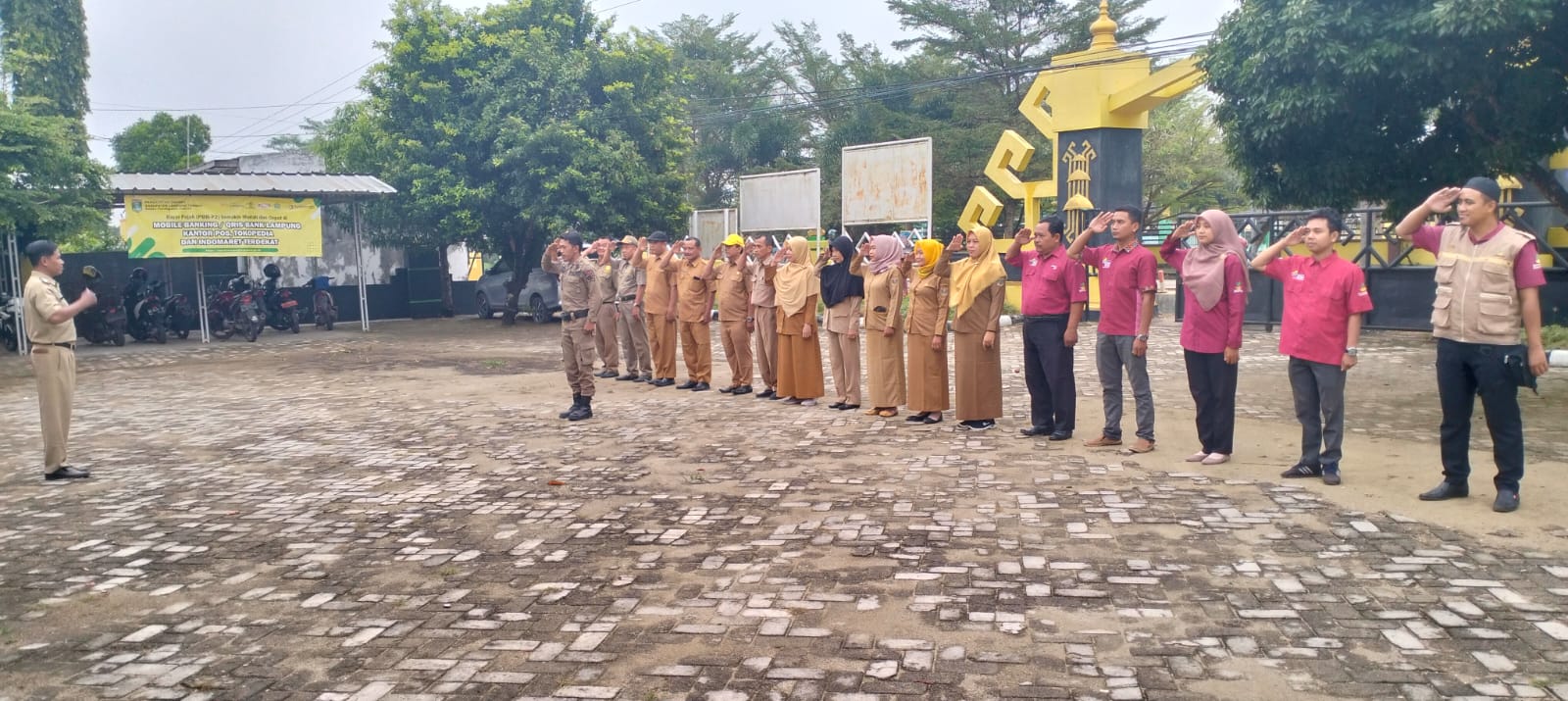 Apel Mingguan Di Halaman Kantor Kecamatan Seputih agung (Senin, 24 Juli 2023)